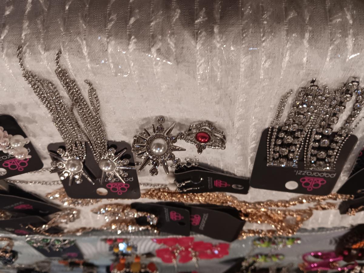 Paparazzi Assecessories picture