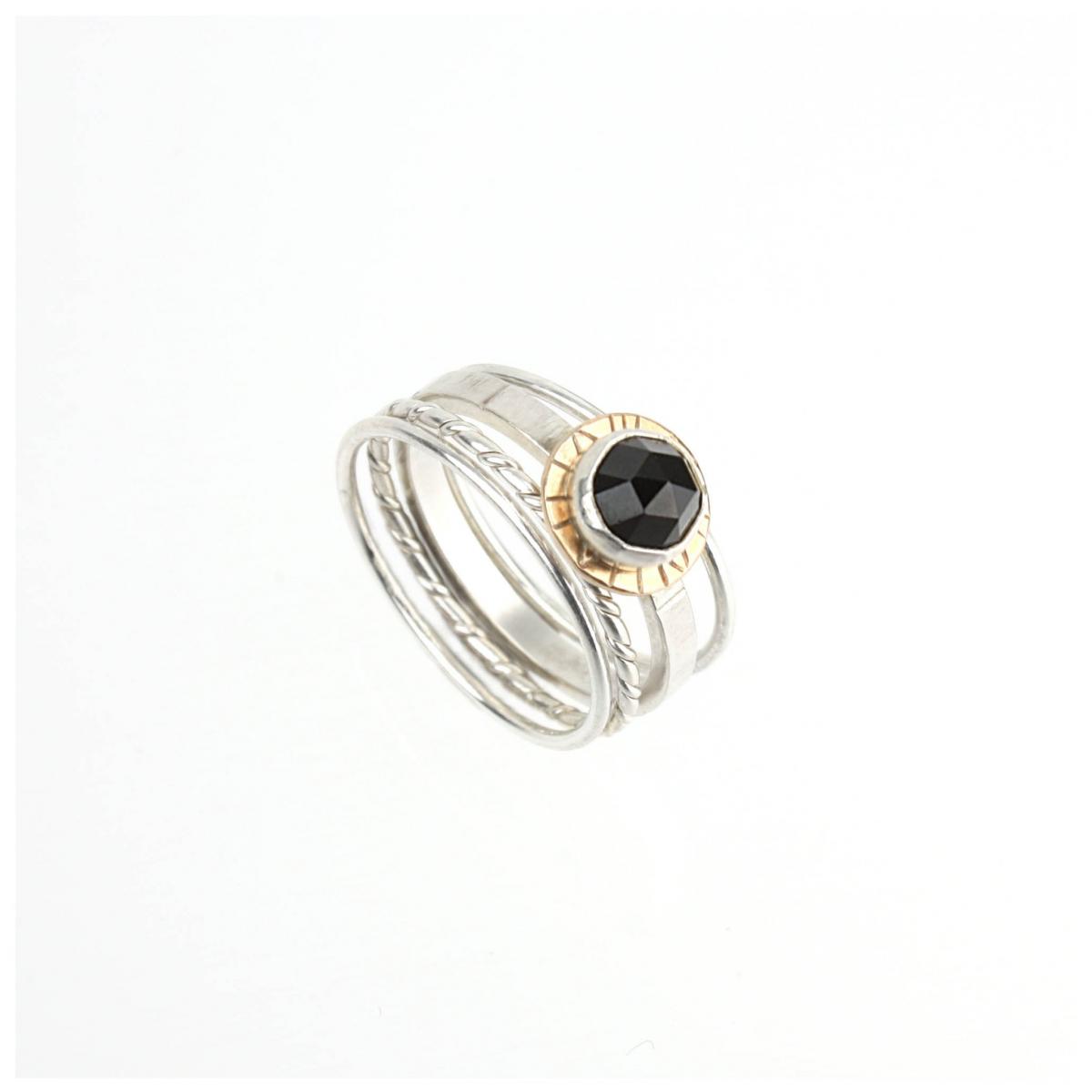 Compass Ring with Rose-cut Black Spinel picture