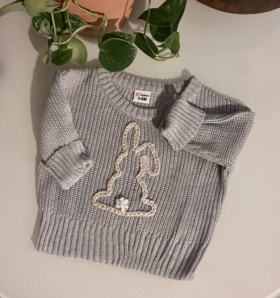 Embroidered sweater picture