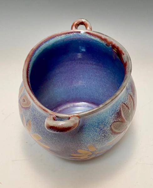 oval pot with handles picture
