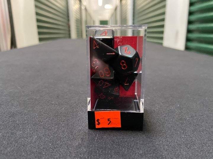Chessex Opaque Black/Red 7-Die Set picture