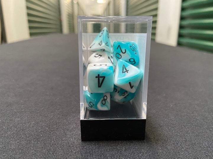 Chessex Gemini Teal-Black 7-Die Set picture