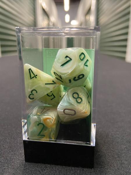 Chessex Marble Green/Dark Green Dice Set picture