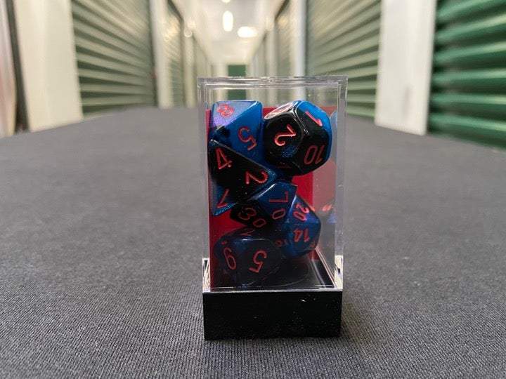 Chessex Gemini Black/Starlight 7-Die Set picture