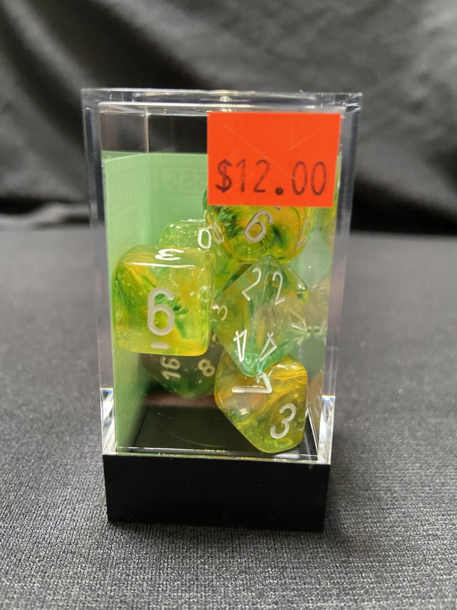 Chessex Nebula Spring/White 7-Die Set picture