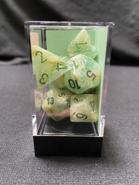 Chessex Marble Green/Dark Green 7-Die Set picture