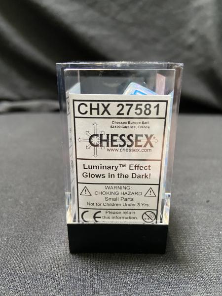 Chessex Borealis Icicle/Light Blue 7-Die Set picture