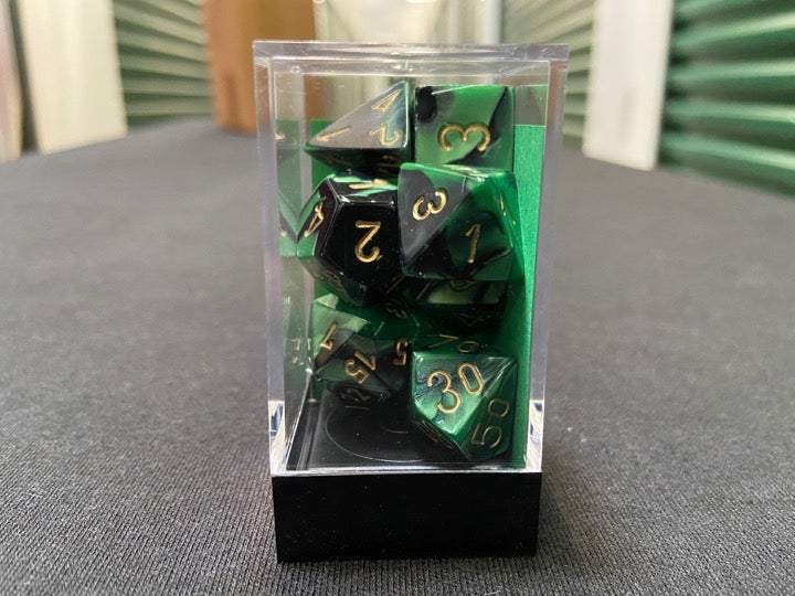 Chessex Gemini Black-Green 7-Die Set picture