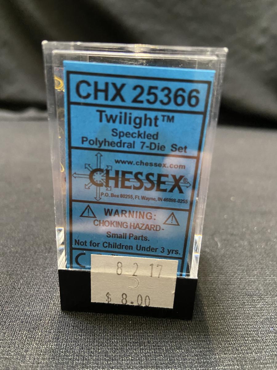 Chessex Borealis Purple/White 7-Die Set picture