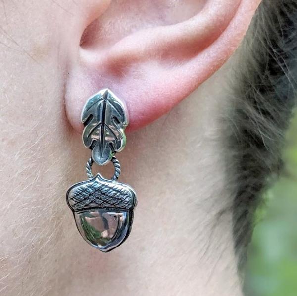 Acorn and Leaf Post Earrings picture