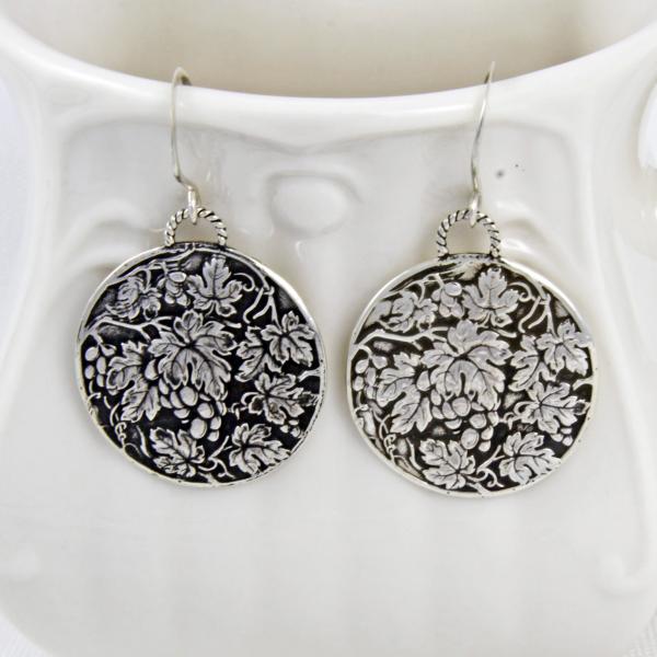 Vineyard Earrings picture