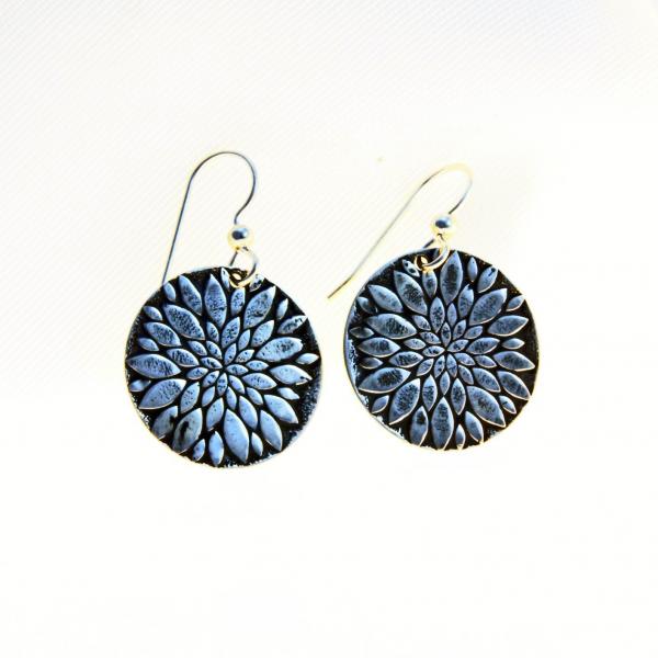 Chrysanthemum Earrings picture