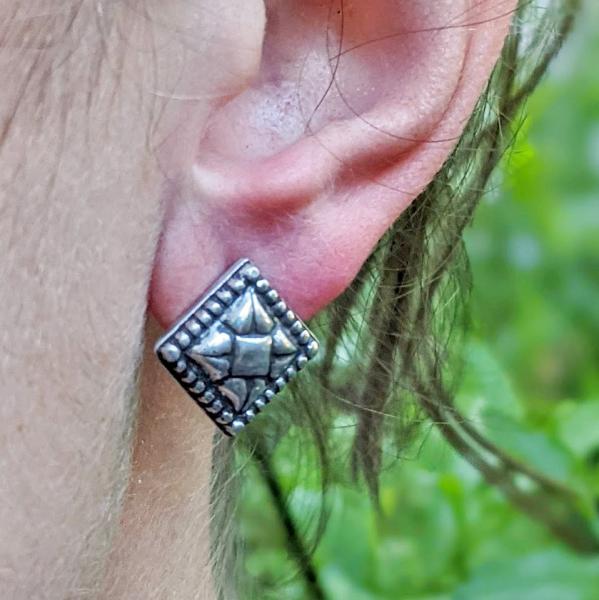Patterned Square Post Earrings picture