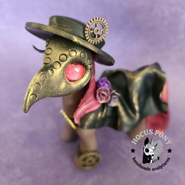 Plague Doctor Pony picture