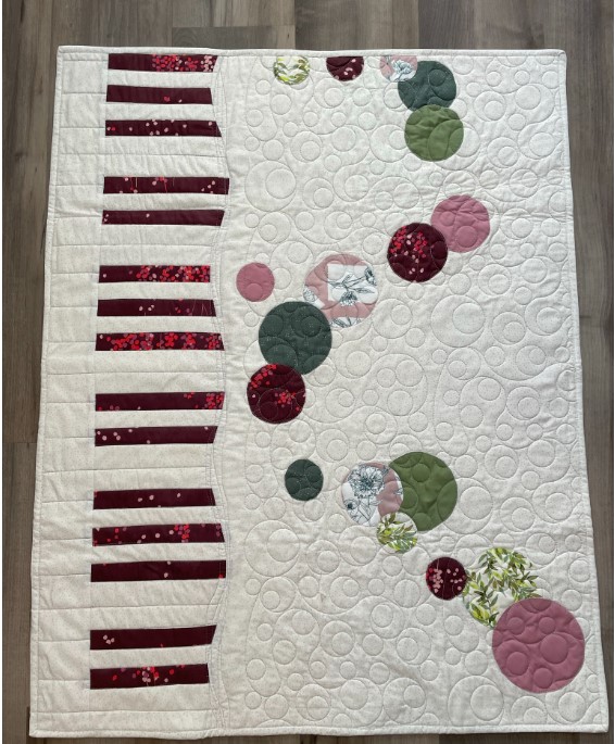 Quilted Wall Hanging - Piano Keys & Champaign Bubbles picture