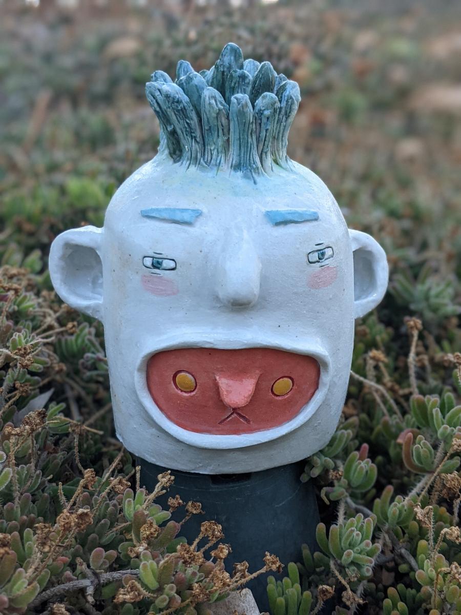 miyashige - handmade ceramic desk friend picture