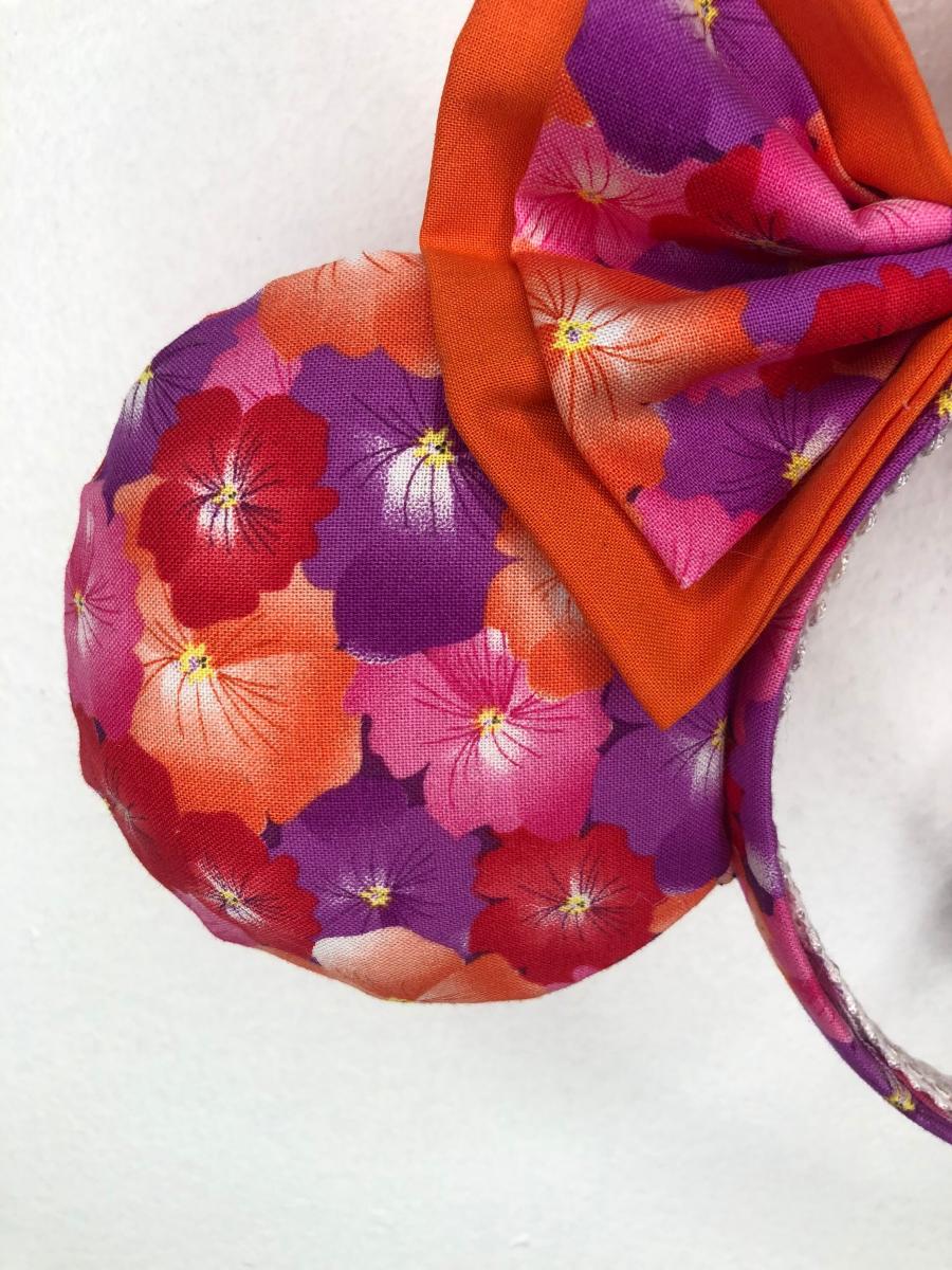 Hawaiian Hibiscus Minnie Mouse Ears picture