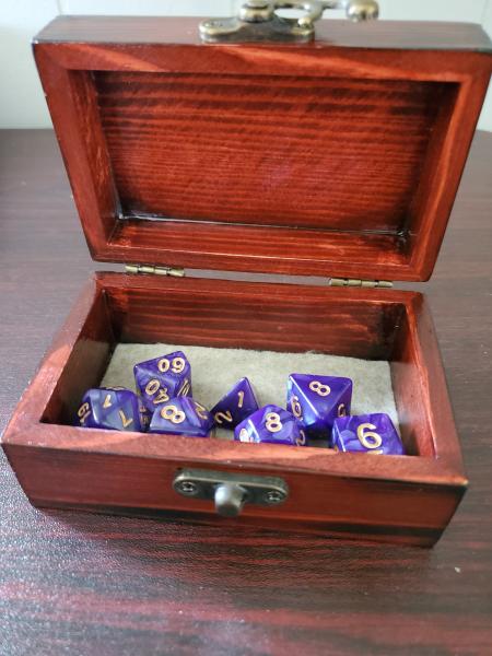Small Cthulhuesque Dice Box picture