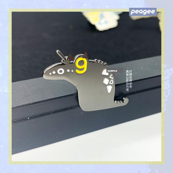 â‘¨ metal pin
