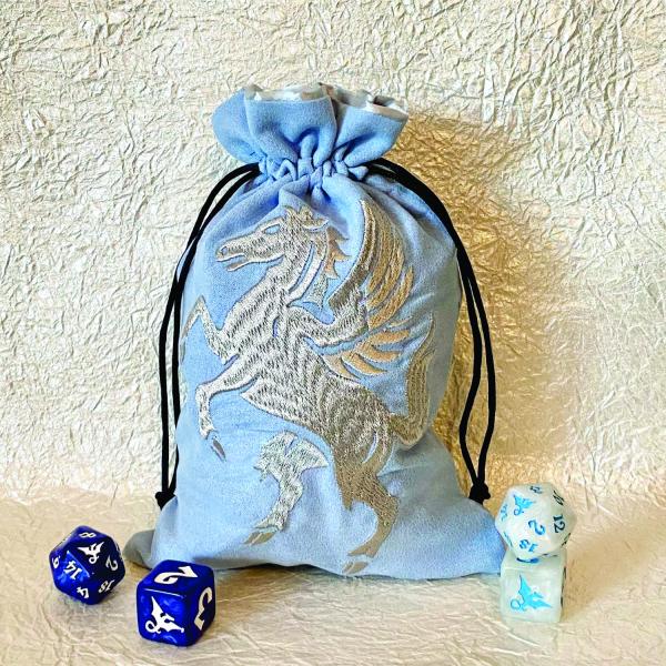 ORIGINS ONLINE SPECIAL: Heraldry Dice Bag + Dice! picture