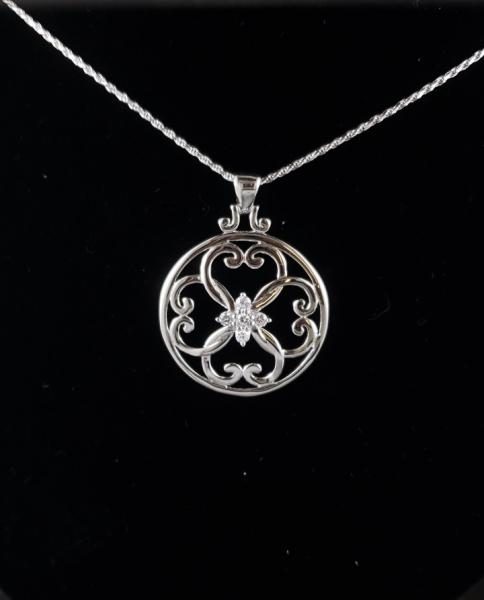 Four Heart Pendant picture