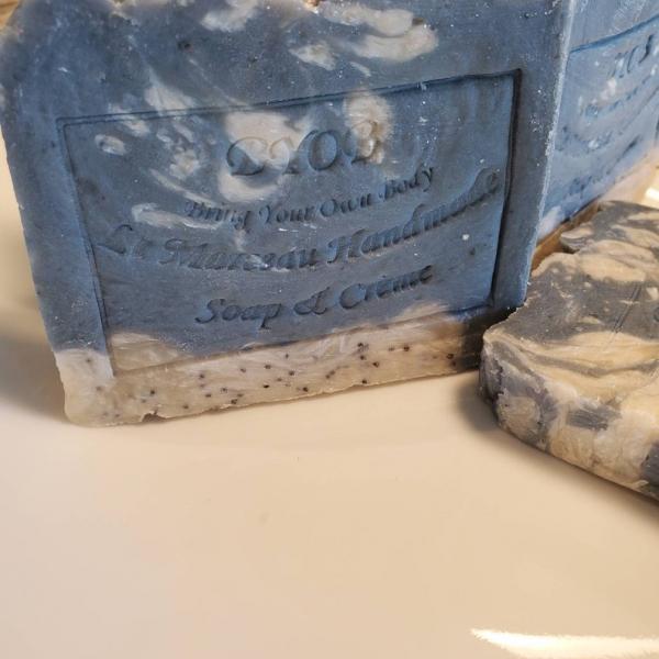 LE MARCEAU SOAP SALTY SEA BREEZE BLUE SEA CLAY SOAP, NET WT. 5 OZ., GRAMS: 141.75, SCENT: EARTHY picture