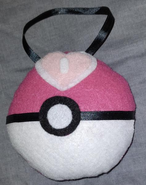 Pokemon Loveball picture