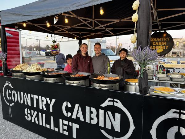 Country Cabin Skillet & Country Cabin Sweets