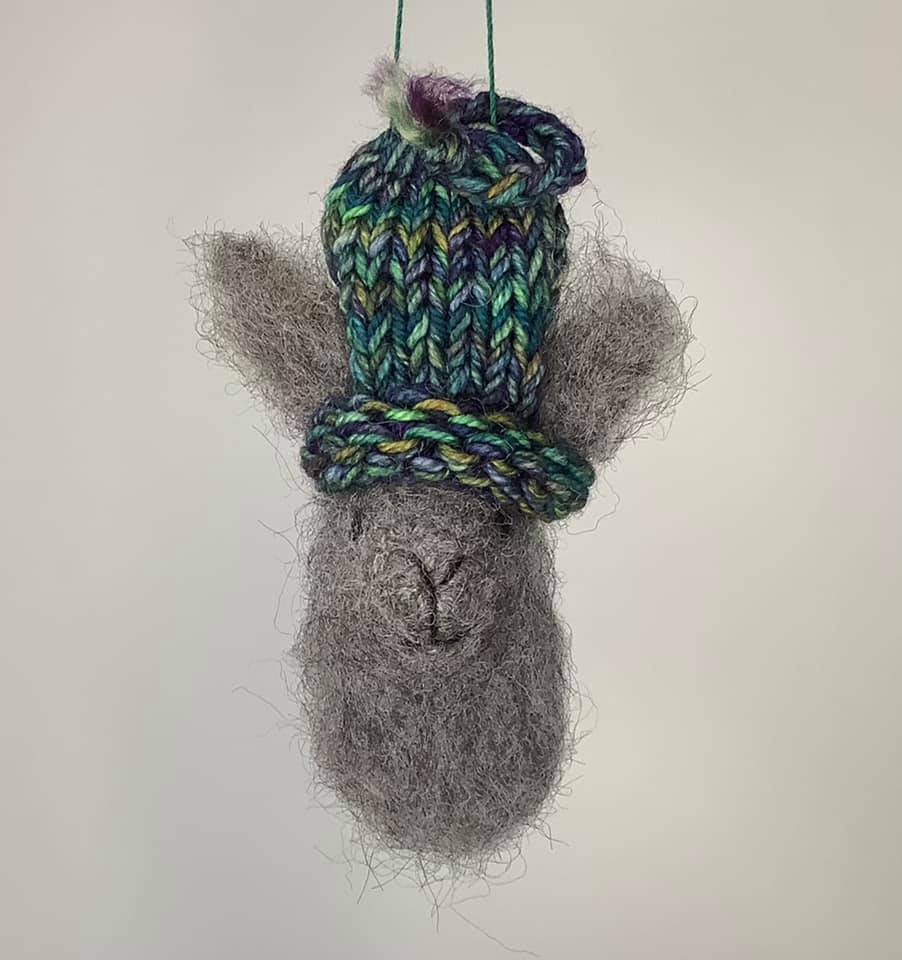 Alpaca Pin Ornies picture