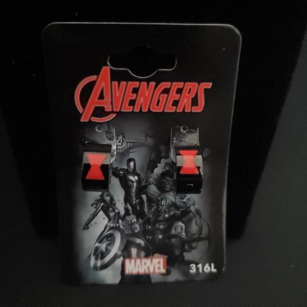 Marvel Avengers black widow hoop cuff earring picture