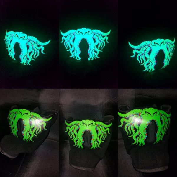 Sound activated Cthulhu mask picture