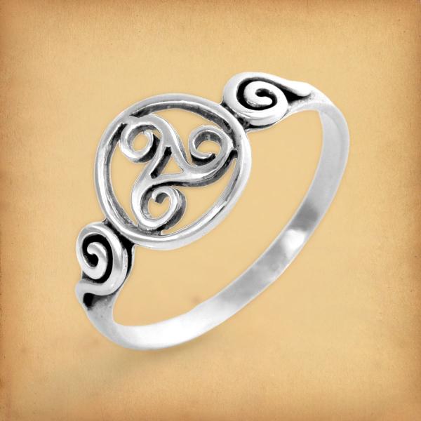 Silver Celtic Triskele Ring - RSS-563 picture