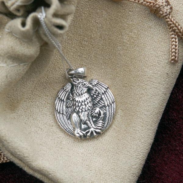 Silver Regal Gryphon Pendant - *Clearance* - PSS-870 picture