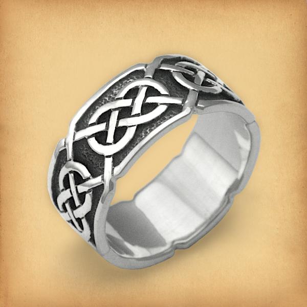 Silver "S&iacute;orghr&aacute;" Celtic Ring - RSS-623