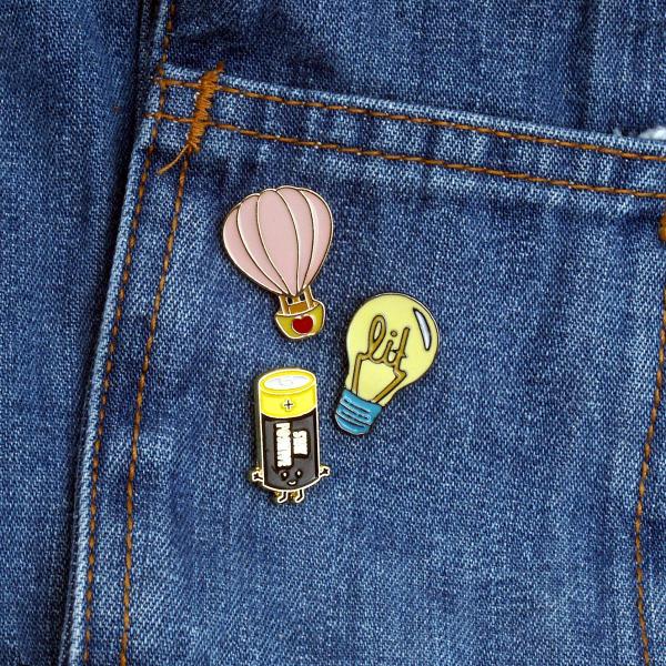 Hot Air Balloon Enamel Pin - PIN-082 picture