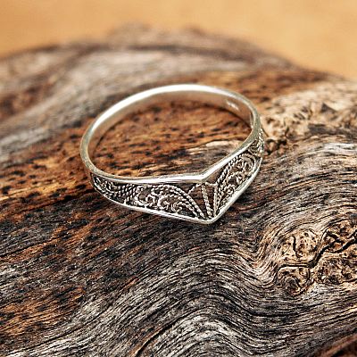 Silver Filigree Chevron Ring - RSS-119 picture