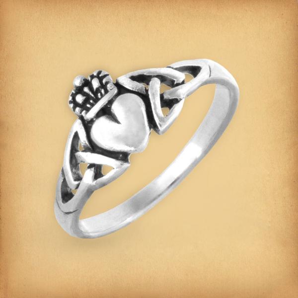 Silver Knotwork Claddagh Ring - RSS-237 picture