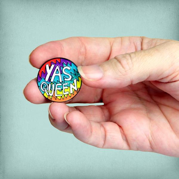 Yas Queen Enamel Pin - PIN-148 picture