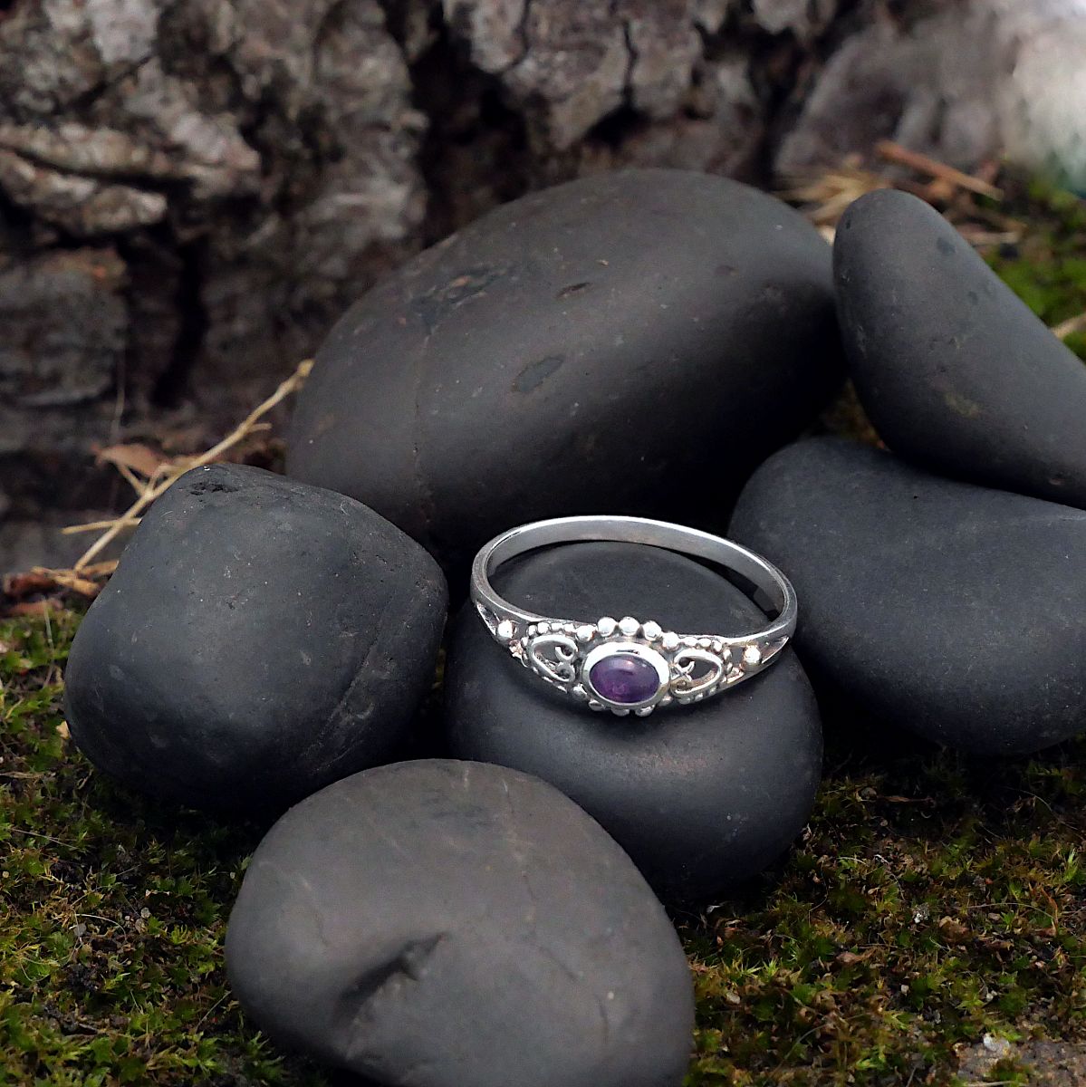 Silver Victorian Amethyst Ring - RSS-R499 picture