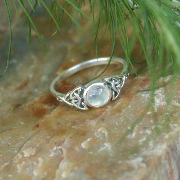 Silver Moonstone Celtic Ring - RSS-306 picture