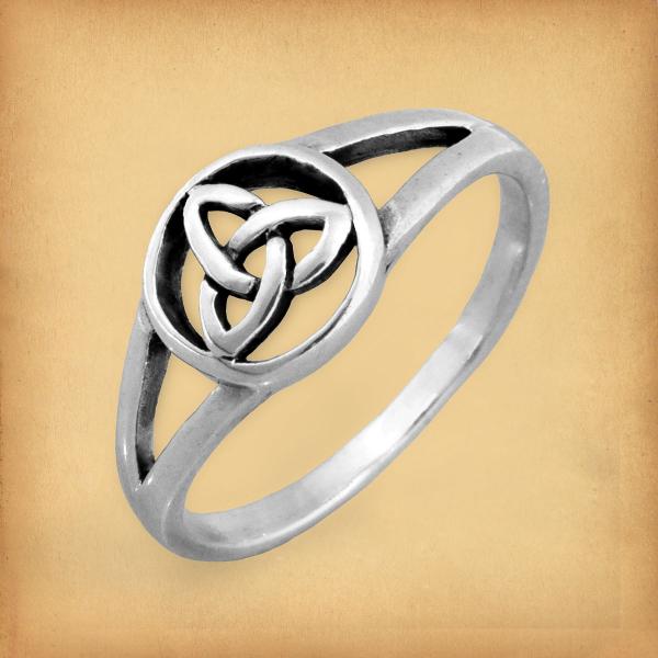 Silver Triquetra Ring - RSS-499 picture