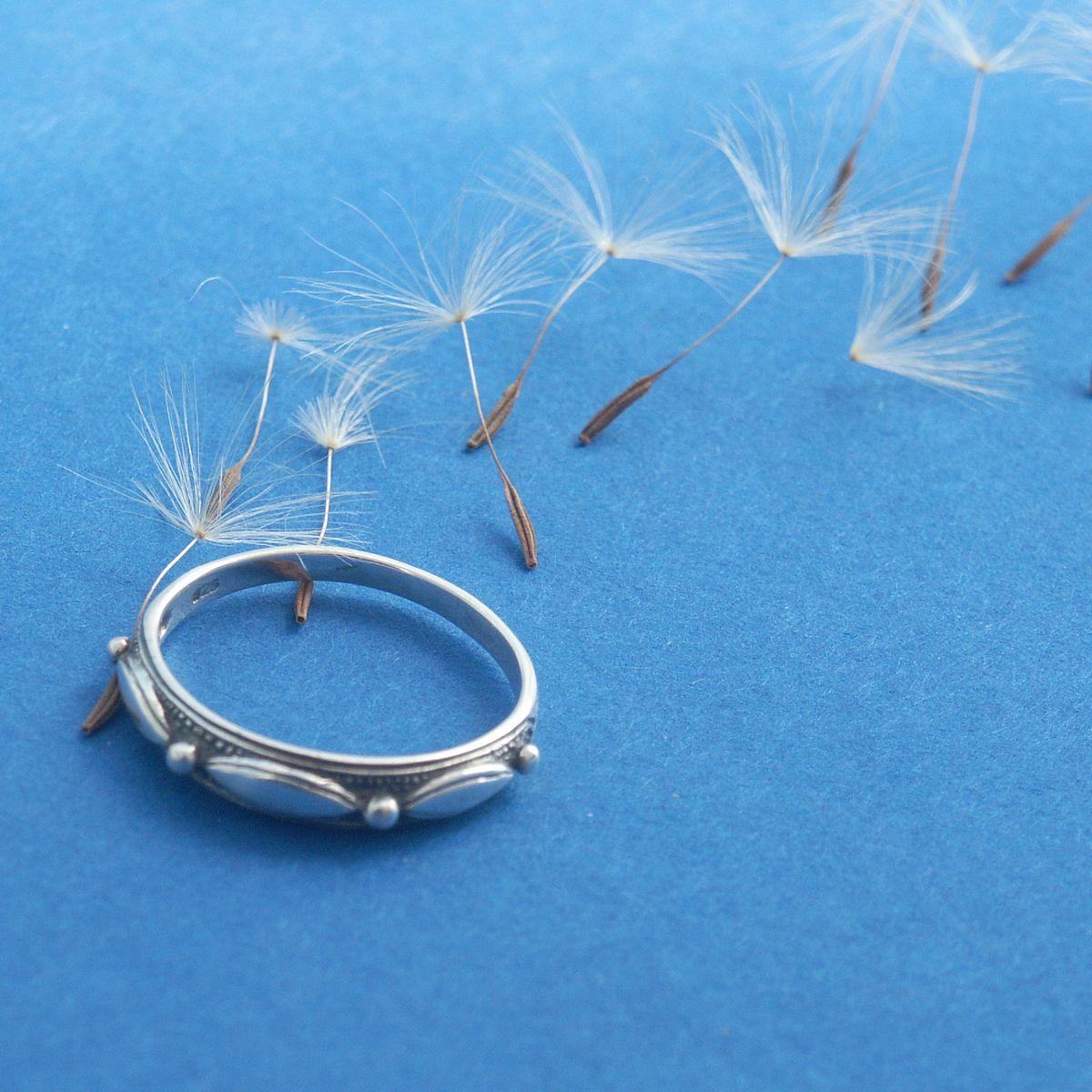 "Touch of Silver" Ring - RSS-123 picture