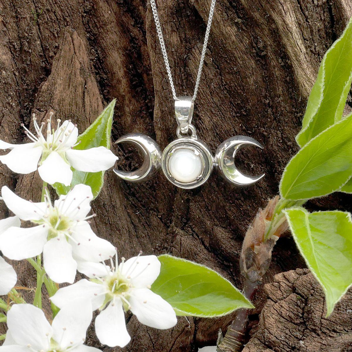 Silver Triple Moon Pendant with Mother of Pearl - PSS-G280 picture