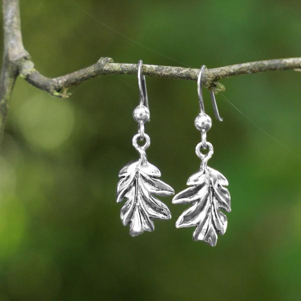 Silver Oak Leaf Earrings - ESS-132 picture
