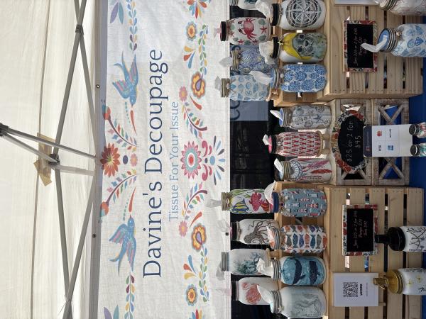 Davine&rsquo;s Decoupage