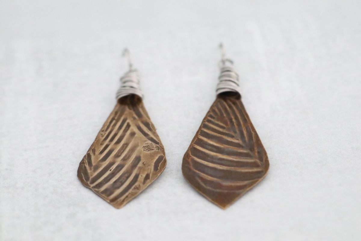 Leaves of Bronze Earrings picture