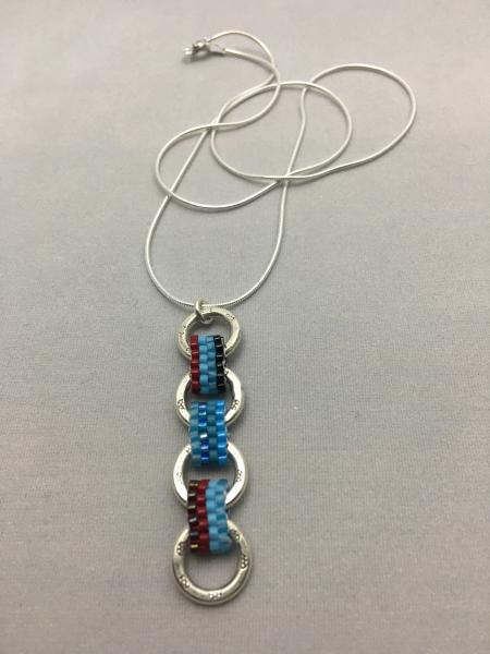 4 ring beaded bead necklace