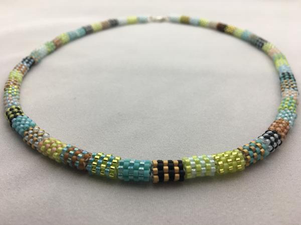 Beaded bead necklace picture
