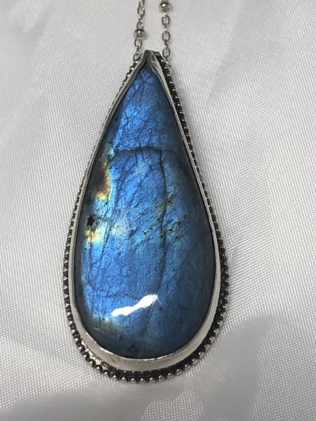 Labradorite Tear Drop Necklace picture