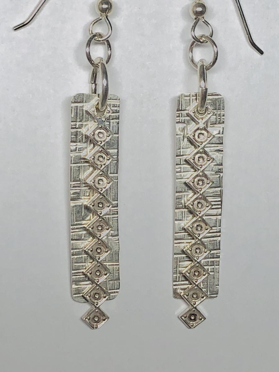 Textured 2-Layers Earrings picture